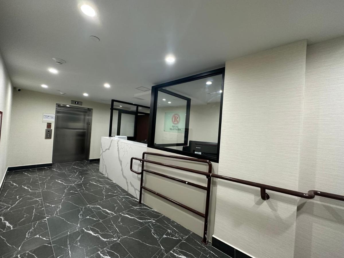 Regal Inn & Suites New York Laguardia Hotel 外观 照片