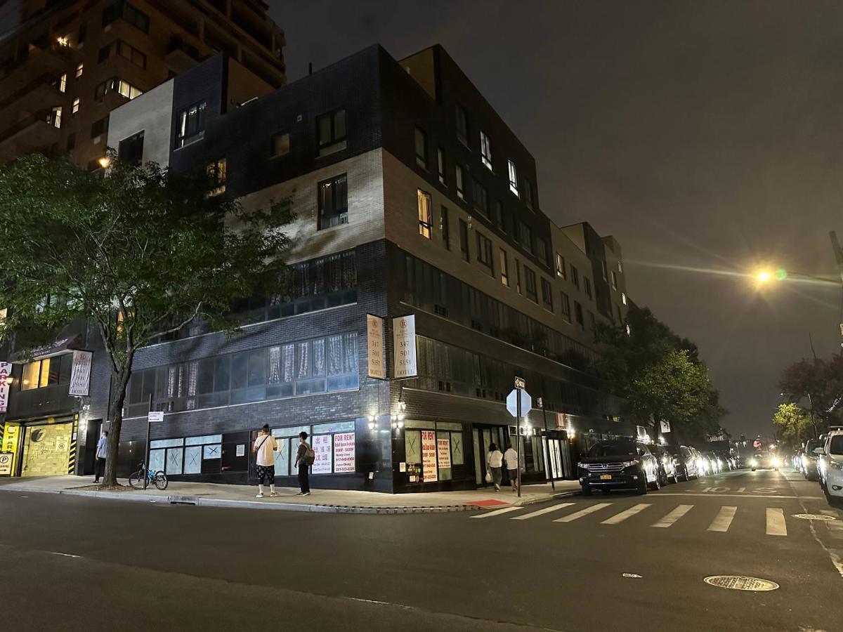 Regal Inn & Suites New York Laguardia Hotel 外观 照片