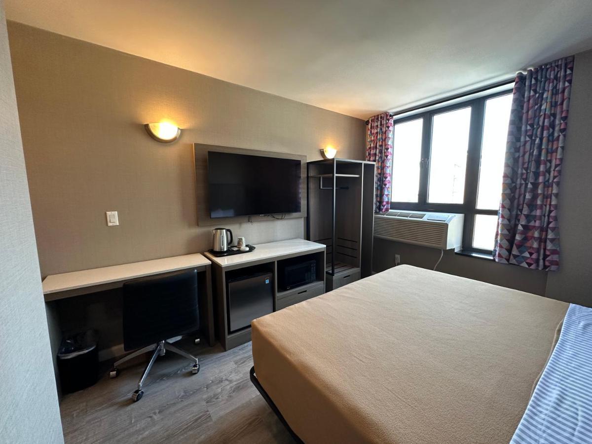 Regal Inn & Suites New York Laguardia Hotel 外观 照片